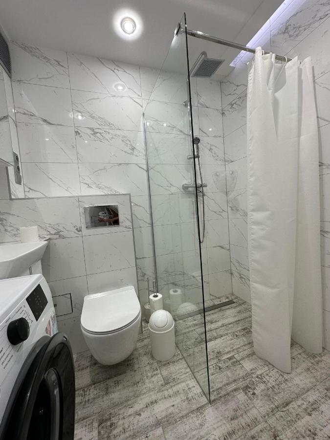Tradycyjne Mieszkanie Przy Parku Norweskim Jelenia Góra Buitenkant foto